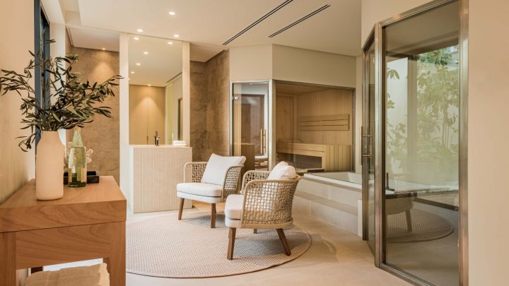 Casa Cascais - Elegante propiedad de lujo con diseño moderno en El Paraíso