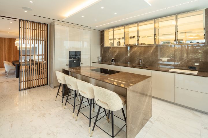 Epic 11 - Impressive Property in Marbella Golden Mile