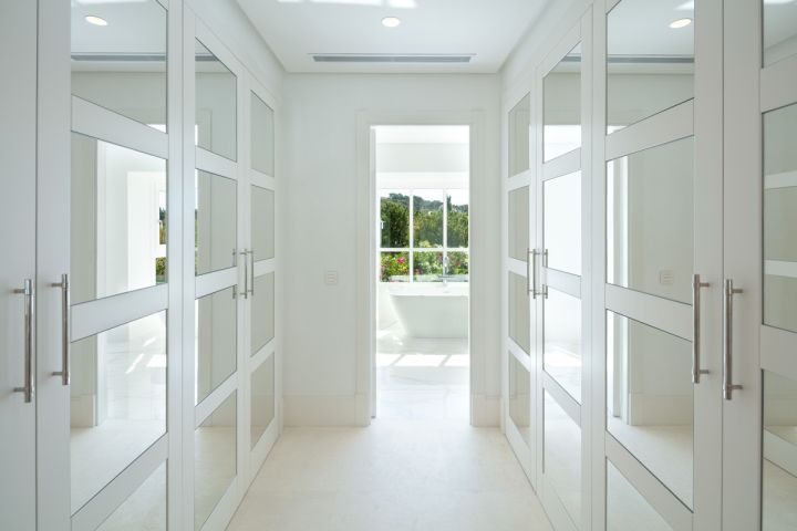 Bellevue 3 - Luxurious Elegant Villa with Stunning Sea Views in Las Brisas