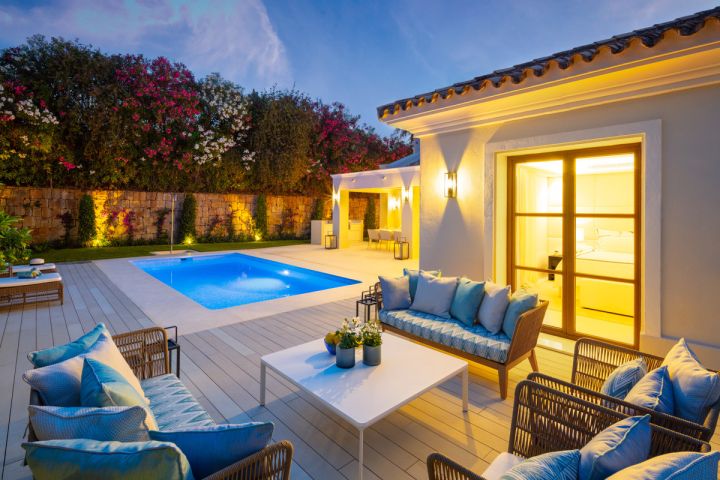 Bellevue 3 - Luxurious Elegant Villa with Stunning Sea Views in Las Brisas