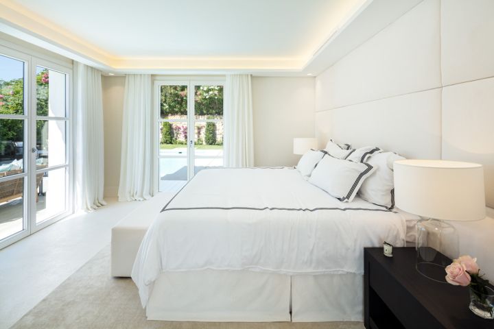 Bellevue 3 - Luxurious Elegant Villa with Stunning Sea Views in Las Brisas