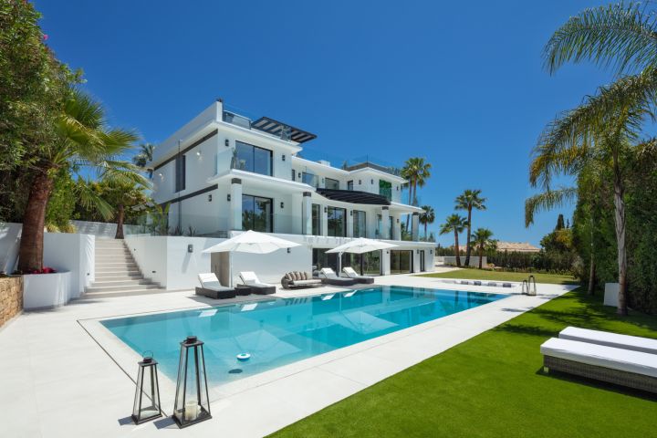 Villa Palms - RÉSÉRVÉ - Villa contemporaine au charme andalou
