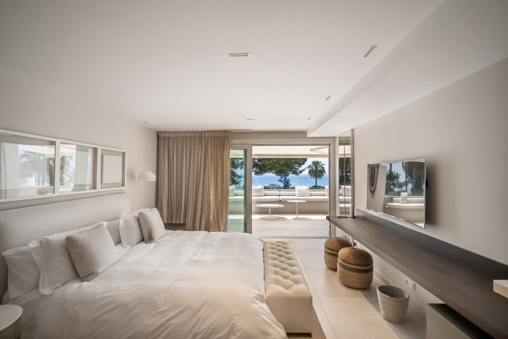 Altos Reales 4 - Maison moderne exclusive dans une communauté fermée à Altos Reales