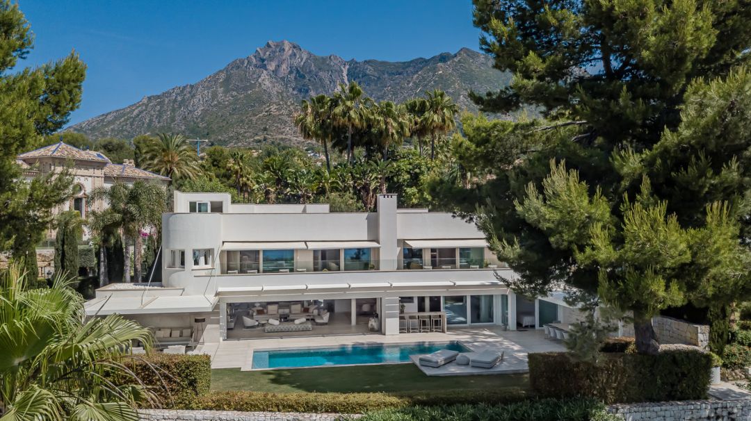 Altos Reales 4 - Maison moderne exclusive dans une communauté fermée à Altos Reales