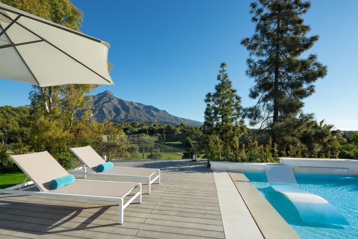 Villa Alaya - Unique Villa in Nueva Andalucía