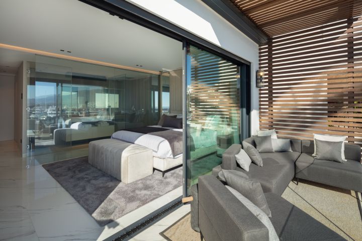 Banus 1 - Maison élégante avec vue sur la marina