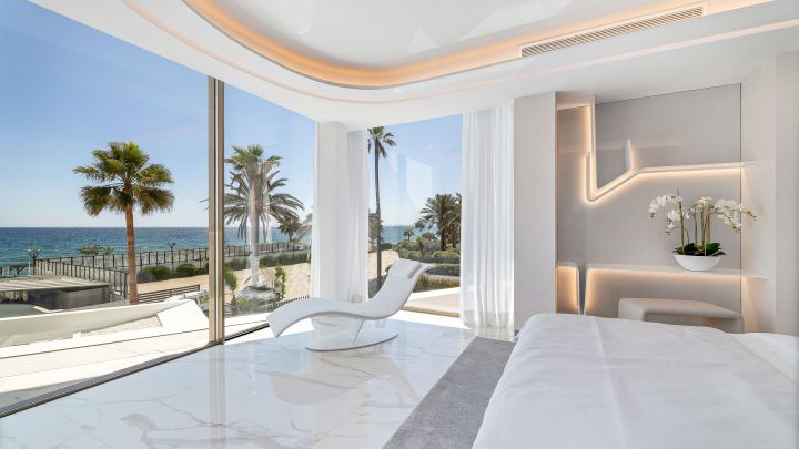 Villa Saphire - Architectural Masterpiece in Los Monteros