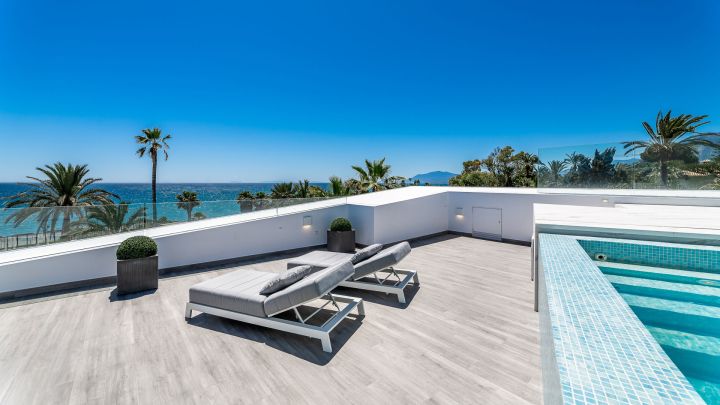 Villa Saphire - Architectural Masterpiece in Los Monteros