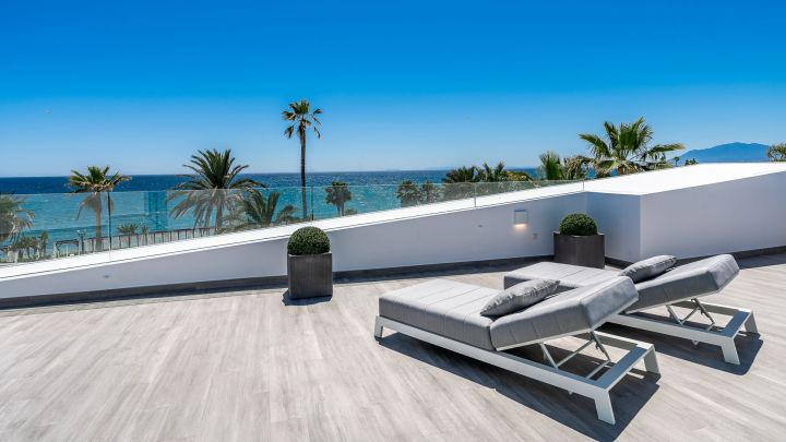 Villa Saphire - Architectural Masterpiece in Los Monteros