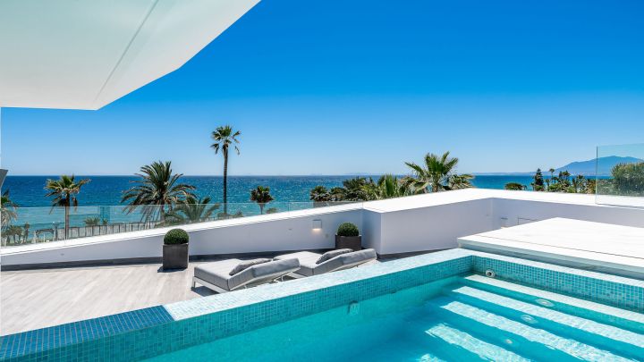 Villa Saphire - Architectural Masterpiece in Los Monteros