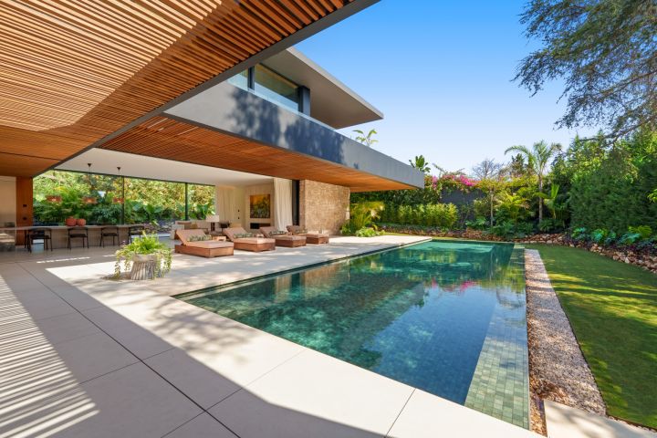 Casa Piemonte - Sophisticated villa with Mediterranean charm