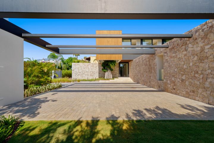 Casa Piemonte - Sophisticated villa with Mediterranean charm