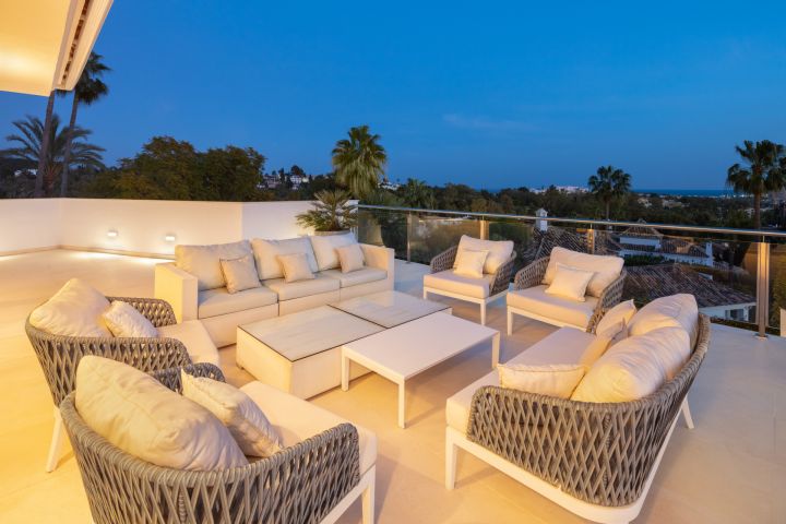 Auriga 9 - Impressive Luxury Home with Panoramic Views in Nueva Andalucia