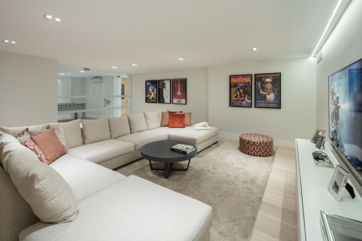 Auriga 9 - Impressive Luxury Home with Panoramic Views in Nueva Andalucia