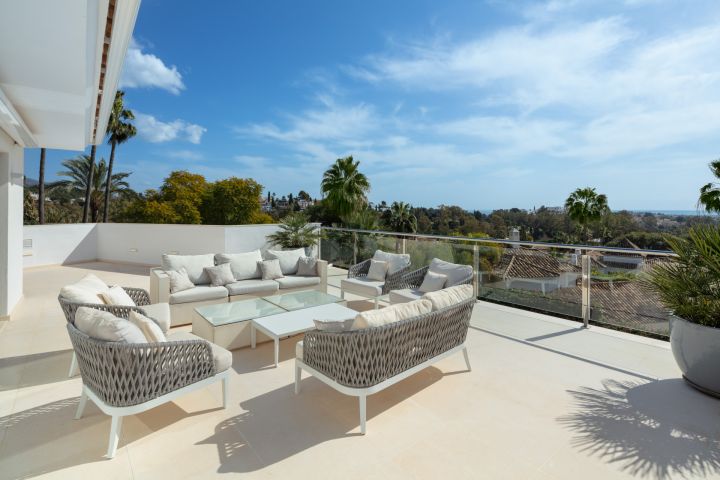 Auriga 9 - Impressive Luxury Home with Panoramic Views in Nueva Andalucia