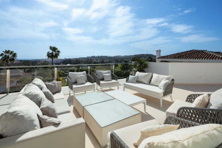 Auriga 9 - Impressive Luxury Home with Panoramic Views in Nueva Andalucia