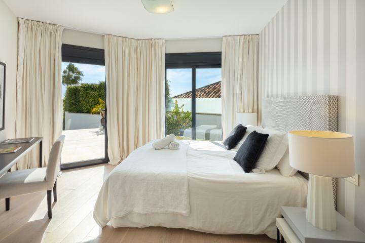 Auriga 9 - Impressive Luxury Home with Panoramic Views in Nueva Andalucia