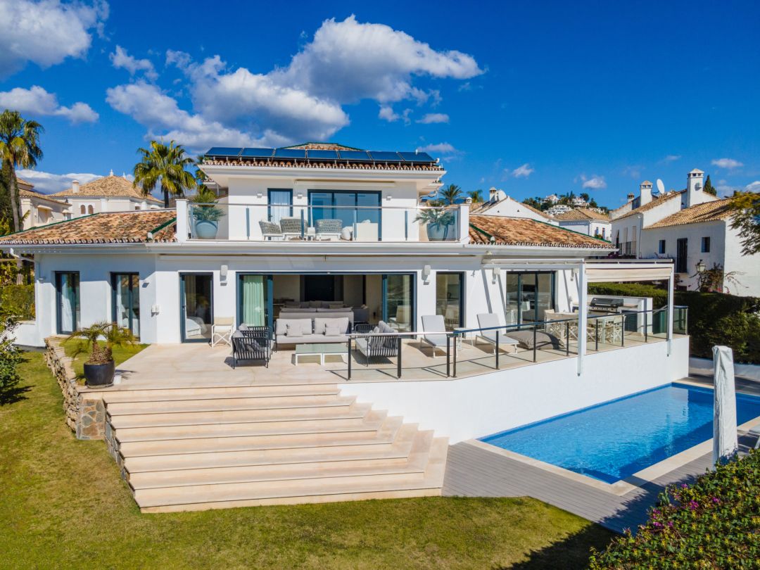 Auriga 9 - Impressive Luxury Home with Panoramic Views in Nueva Andalucia