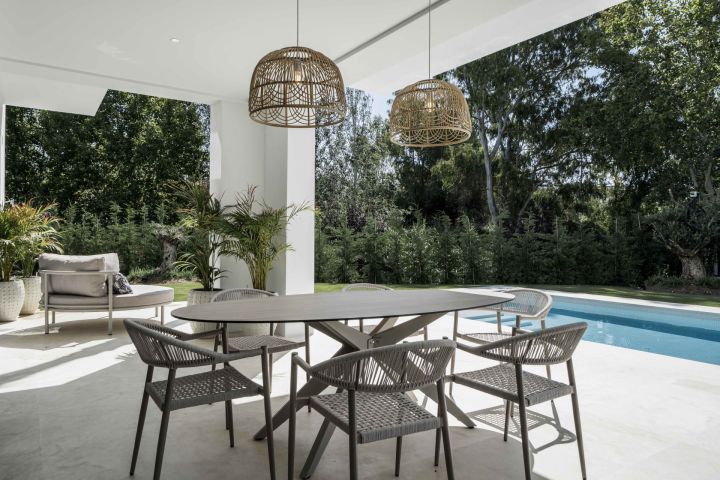 Exclusiva Villa de Lujo en El Campanario Golf – Oportunidad de Inversión Única - Villa exclusiva en urbanización privada en Estepona