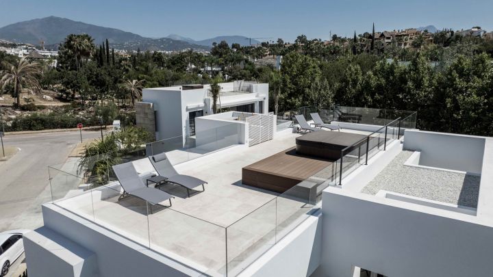 Exclusiva Villa de Lujo en El Campanario Golf – Oportunidad de Inversión Única - Villa exclusiva en urbanización privada en Estepona