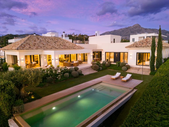 Casa Nevis - Propriété contemporaine avec vue sur le golf à Haza del Conde