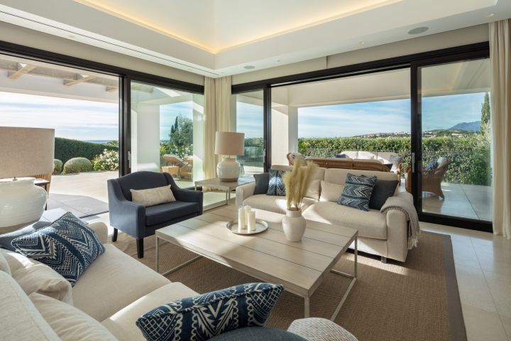 Casa Nevis - Propriété contemporaine avec vue sur le golf à Haza del Conde