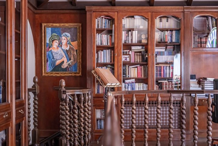 Beachside Mediterranean style villa for sale in Marbella East - Luxury Property with Andalusian Charm