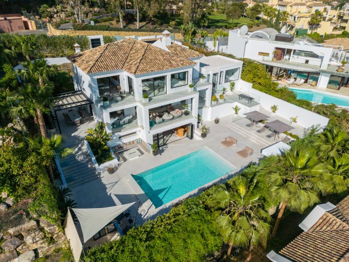 Nest 38 - Villa elegante a medida en una urbanización privada