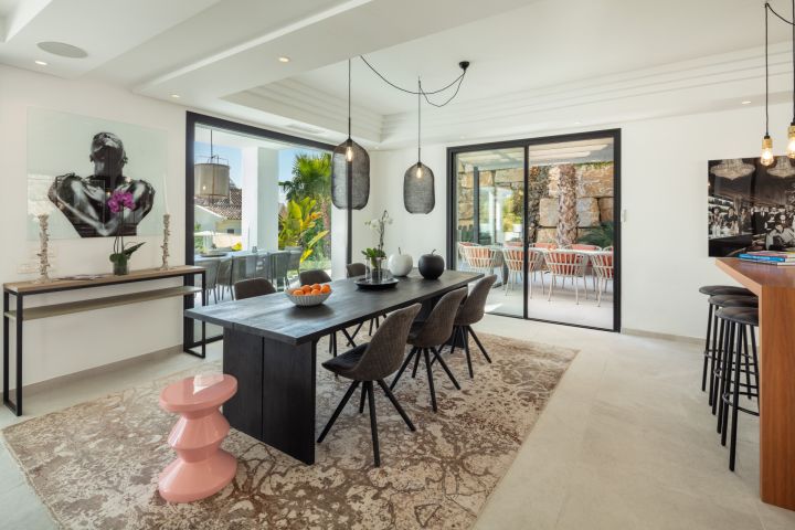 Nest 38 - Villa elegante a medida en una urbanización privada