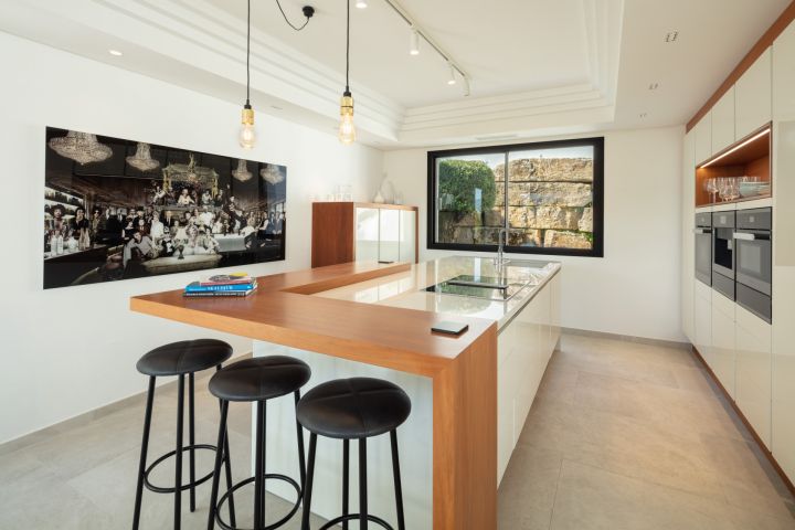 Nest 38 - Villa elegante a medida en una urbanización privada