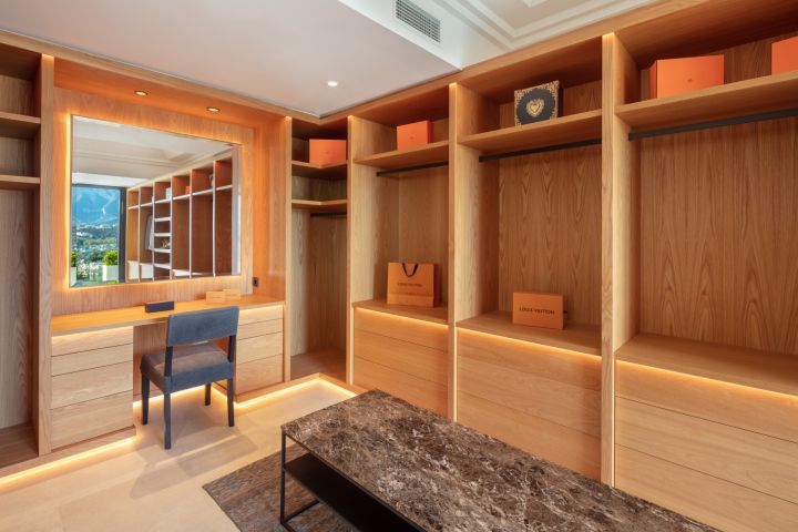 Nest 38 - Villa elegante a medida en una urbanización privada