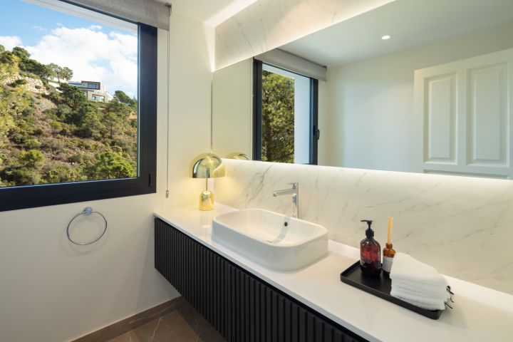 El Mirador 1 - Stylish Luxury Home with Stunning Sea Views in El Madroñal