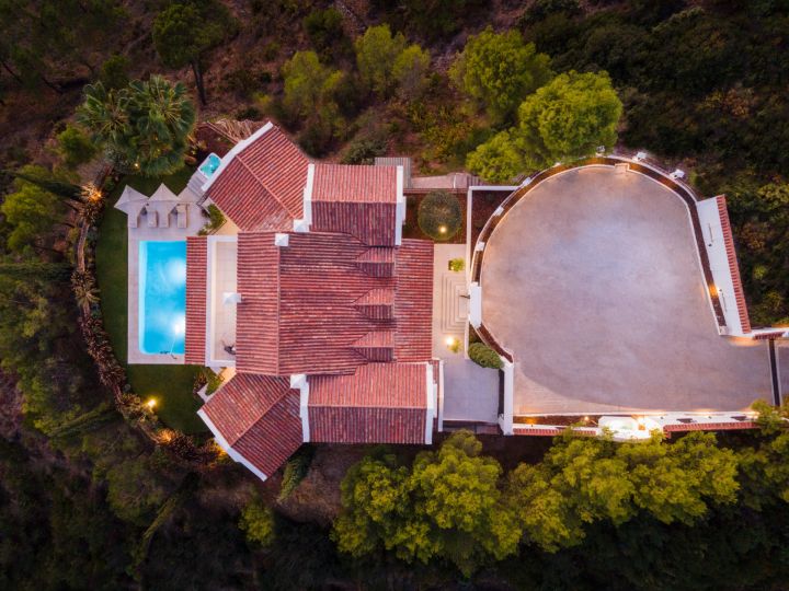 El Mirador 1 - Stylish Luxury Home with Stunning Sea Views in El Madroñal
