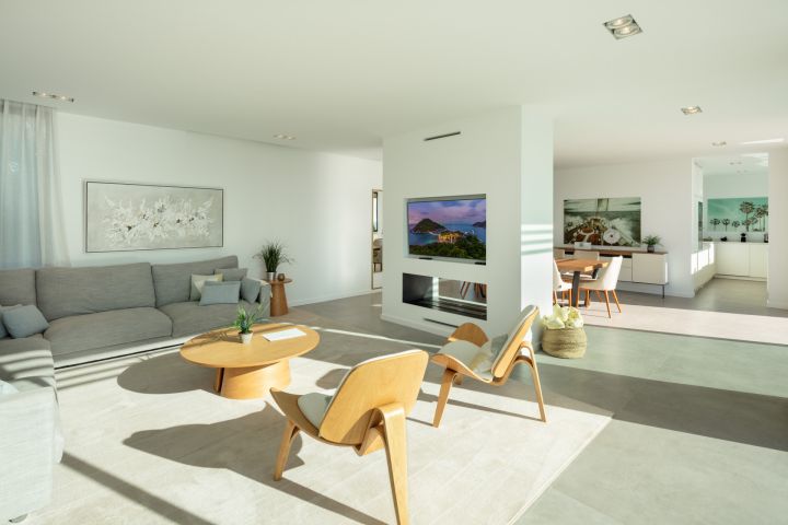 Beach House 1 - Villa en première ligne de golf à Estepona