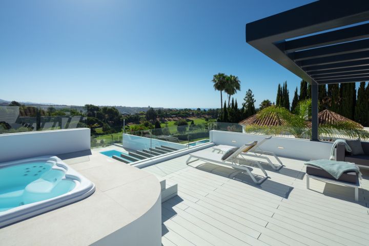 Villa Elia - Elegante casa moderna en primera línea de un campo de golf