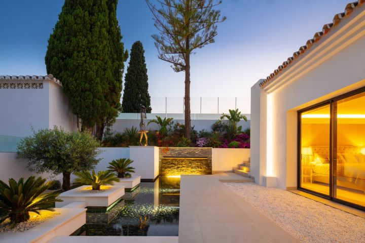 Villa Elia - Elegante casa moderna en primera línea de un campo de golf