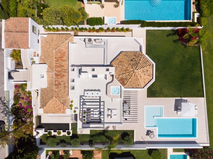 Villa Elia - Elegante casa moderna en primera línea de un campo de golf
