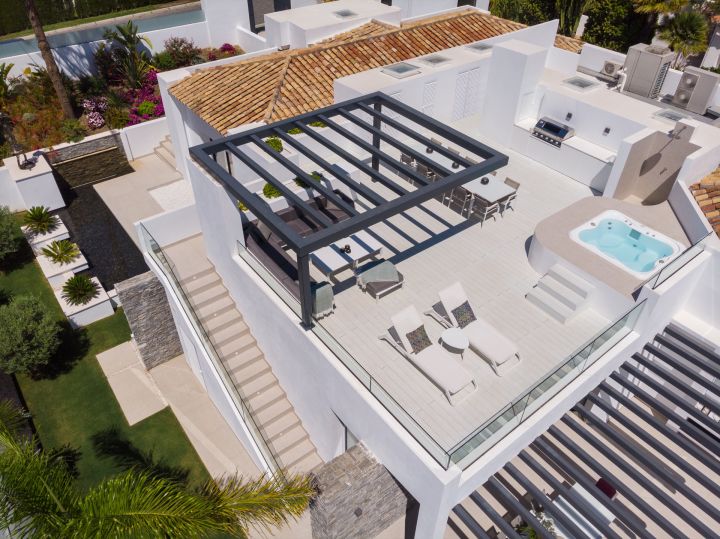 Villa Elia - Elegante casa moderna en primera línea de un campo de golf