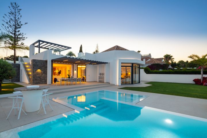 Villa Elia - Elegante casa moderna en primera línea de un campo de golf
