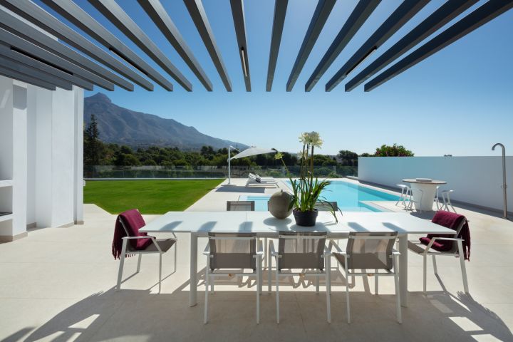 Villa Elia - Elegante casa moderna en primera línea de un campo de golf