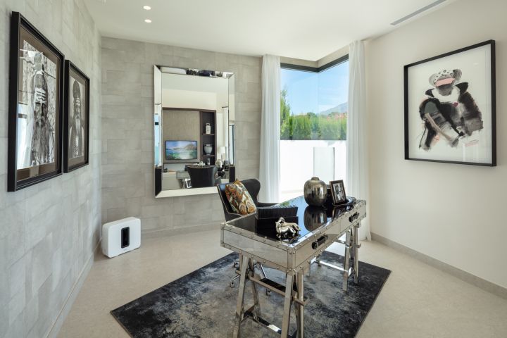 Villa Elia - Elegante casa moderna en primera línea de un campo de golf