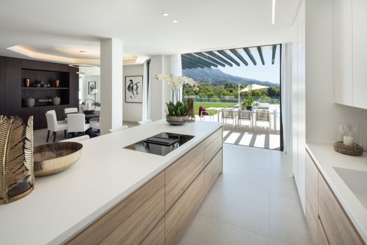 Villa Elia - Elegante casa moderna en primera línea de un campo de golf