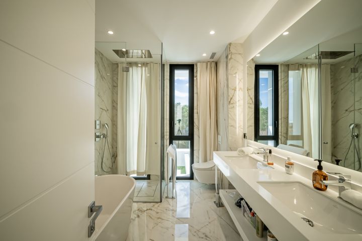 Villa Flamingos 26 - Villa elegante a medida con vistas al campo de golf