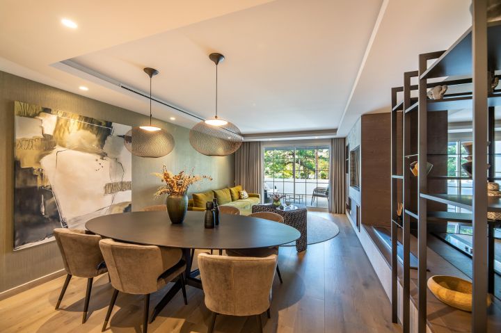 Amazonas 22 - Modern Luxury Property with Top-Tier Finishes in Puente Romano