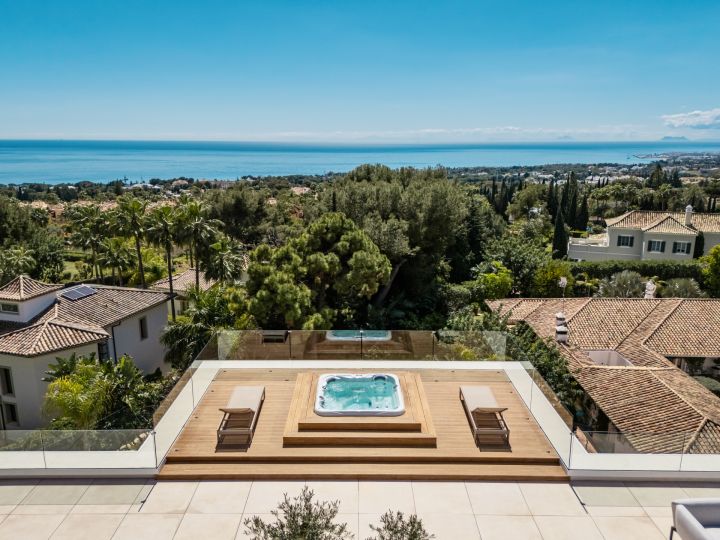 Villa Albinoni One - Exclusiva propiedad contemporánea con encanto andaluz