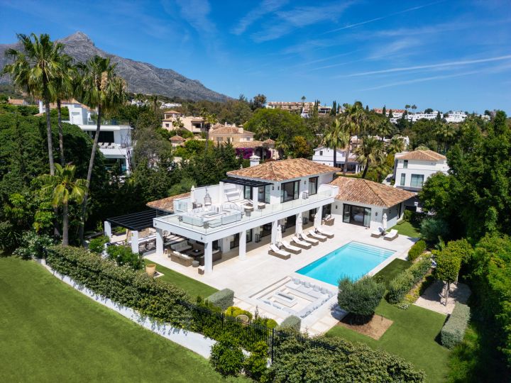 Auriga 36 - Luxury Home in a Gated Community