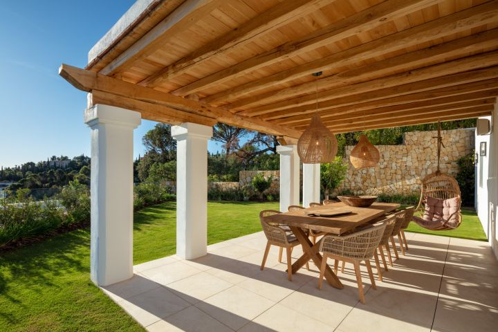 Villa Vittoria - Villa contemporaine élégante avec vue imprenable sur la mer