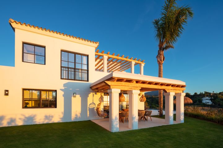 Villa Vittoria - Villa contemporaine élégante avec vue imprenable sur la mer