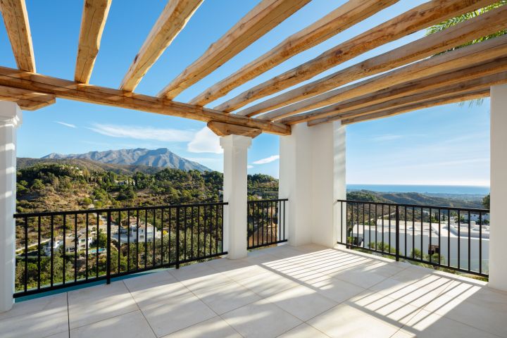 Villa Vittoria - Villa contemporaine élégante avec vue imprenable sur la mer