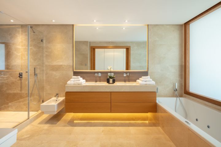 Reserva 10 - Stylish Exclusive Penthouse on the Frontline of a Golf Course
